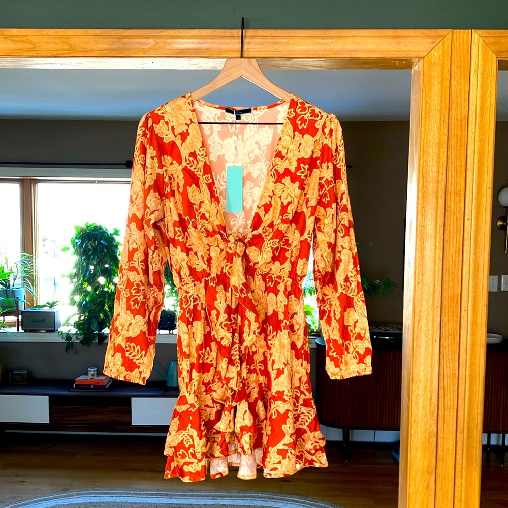 Shore mini dress, orange floral pattern, NWT, size S